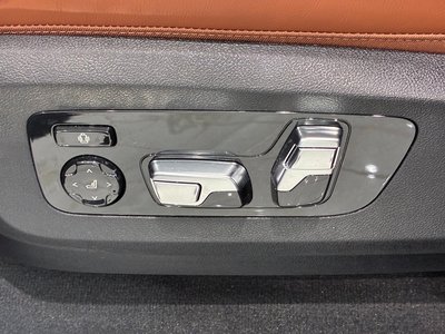 2025 BMW X5 缩略图 17