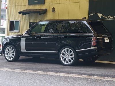 2018 LAND Rover RANGE ROVER photo 10