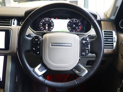 2018 LAND Rover RANGE ROVER photo 12