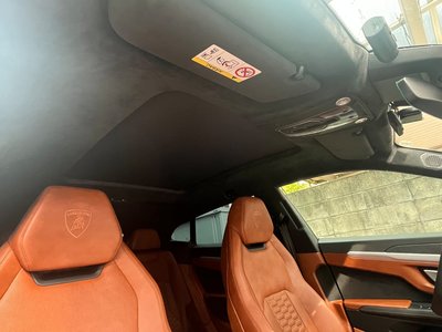 2019 Lamborghini URUS — миниатюра 8