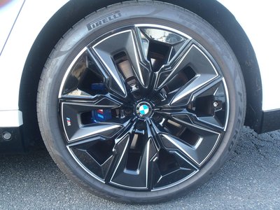 2023 BMW 7 SERIES photo 11
