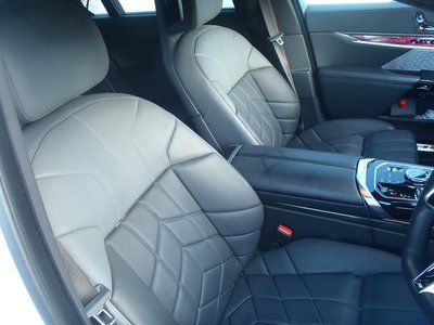 2023 BMW 7 SERIES thumbnail 44