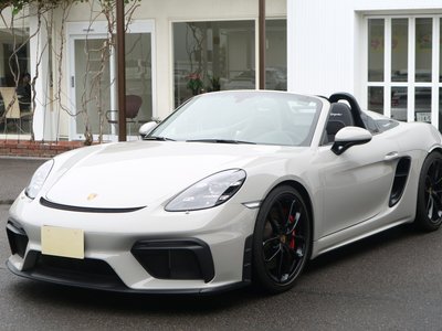 2023 Porsche 718 SPYDER photo 2