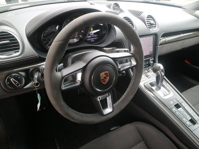 2023 Porsche 718 SPYDER photo 11