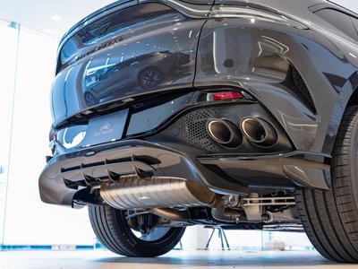 2026 Aston Martin DBX thumbnail 8