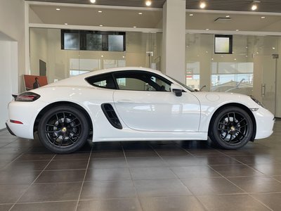 2018 Porsche 718 photo 5