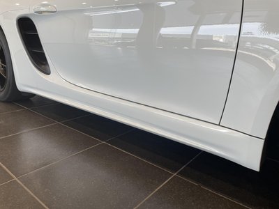 2018 Porsche 718 photo 11