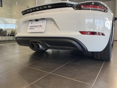 2018 Porsche 718 photo 12
