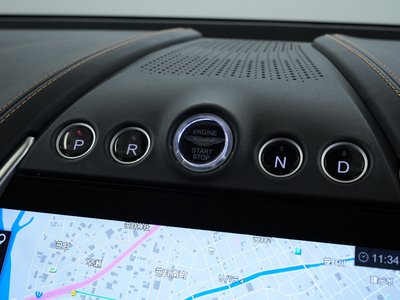 صورة 9 لـ 2024 Aston Martin DBX
