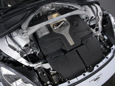 صورة 8 لـ 2024 Aston Martin DBX