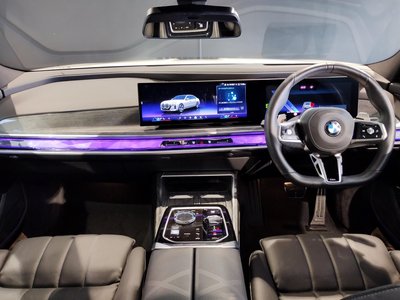 2025 BMW 7 SERIES 照片 14