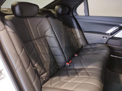 2025 BMW 7 SERIES 照片 13