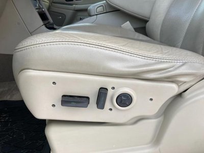 2005 Cadillac ESCALADE 照片 16