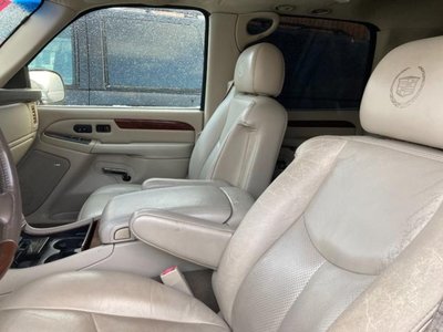 2005 Cadillac ESCALADE 照片 15