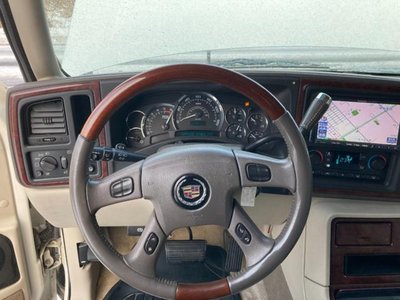 2005 Cadillac ESCALADE 照片 18