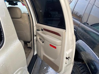 2005 Cadillac ESCALADE 照片 26