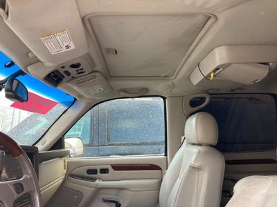 2005 Cadillac ESCALADE 照片 44