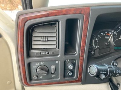 2005 Cadillac ESCALADE 照片 22