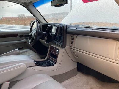 2005 Cadillac ESCALADE 照片 37