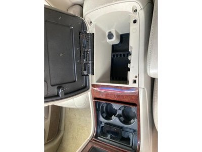 2005 Cadillac ESCALADE 照片 51