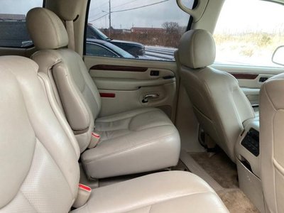 2005 Cadillac ESCALADE 照片 42