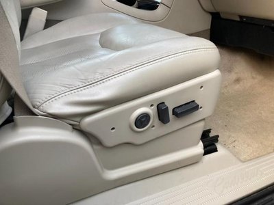 2005 Cadillac ESCALADE 照片 13