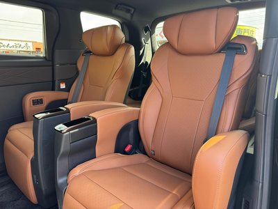 صورة 59 لـ 2025 Toyota VELLFIRE