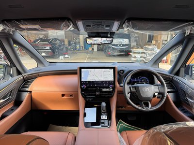 صورة 19 لـ 2025 Toyota VELLFIRE