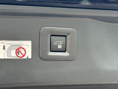 صورة 57 لـ 2025 Toyota VELLFIRE