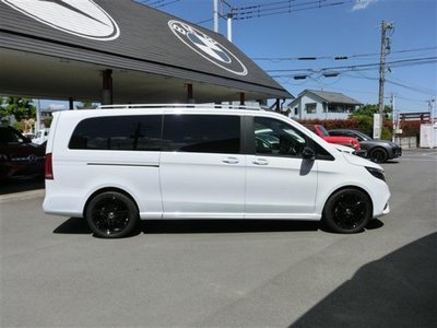 2023 Mercedes-BENZ V-CLASS photo 3