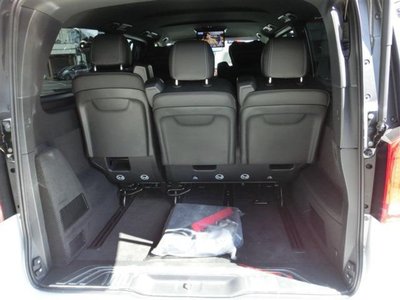 2023 Mercedes-BENZ V-CLASS photo 6