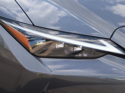 صورة مصغرة 26 لـ 2024 Lexus IS