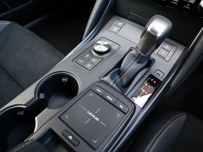 صورة مصغرة 63 لـ 2024 Lexus IS