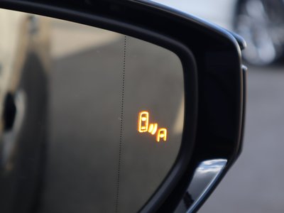 صورة مصغرة 28 لـ 2024 Lexus IS