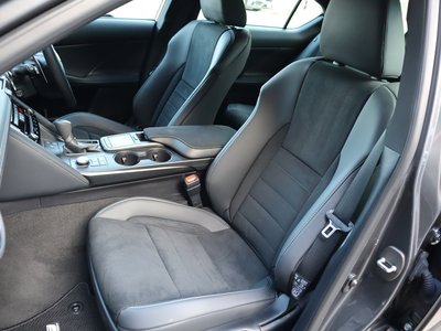 صورة مصغرة 45 لـ 2024 Lexus IS