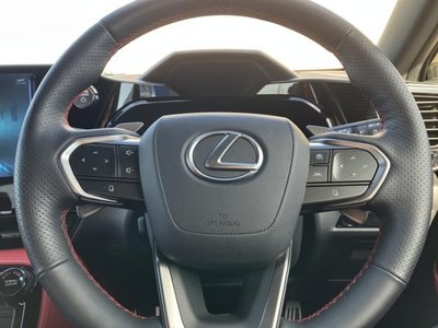 2024 Lexus NX — миниатюра 18