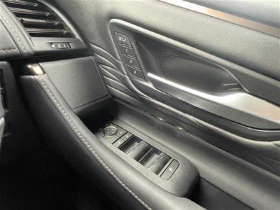 صورة 24 لـ 2023 Toyota ALPHARD