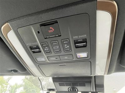 صورة 14 لـ 2023 Toyota ALPHARD