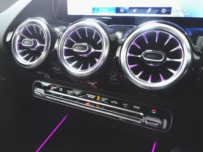 2021 Mercedes-BENZ GLA AMG photo 18