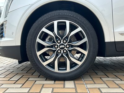 صورة 16 لـ 2025 Cadillac XT5