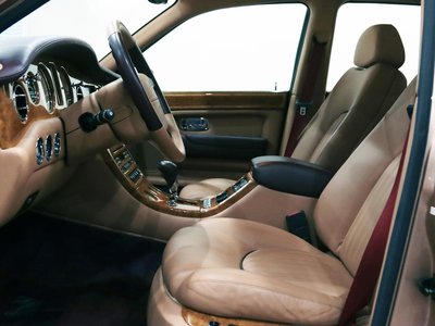 صورة 21 لـ 2001 Bentley ARNAGE