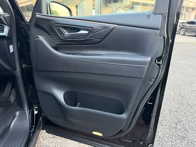 2025 Toyota ALPHARD thumbnail 37