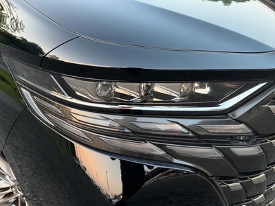 2025 Toyota ALPHARD photo 14