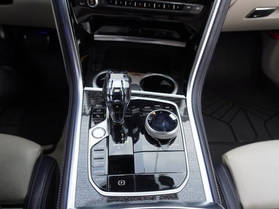 2022 BMW 8 SERIES thumbnail 20