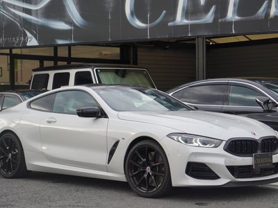 2022 BMW 8 SERIES photo 6