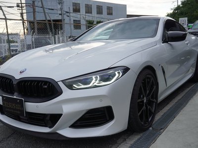 2022 BMW 8 SERIES photo 7