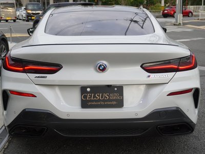 2022 BMW 8 SERIES photo 12