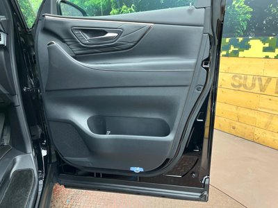 صورة 38 لـ 2025 Toyota ALPHARD