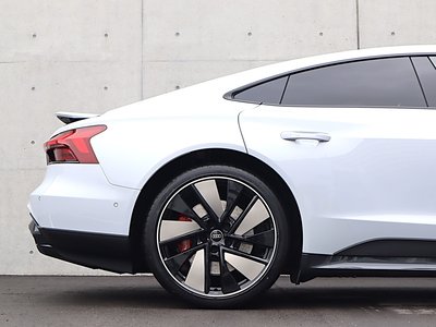 2024 AUDI E-TRON GT QUATTRO 缩略图 48