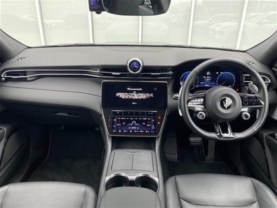 صورة 42 لـ 2023 Maserati GRECALE